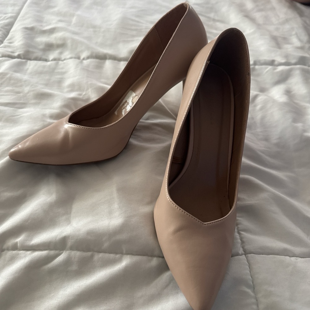 Elegant Nude Women's Pumps